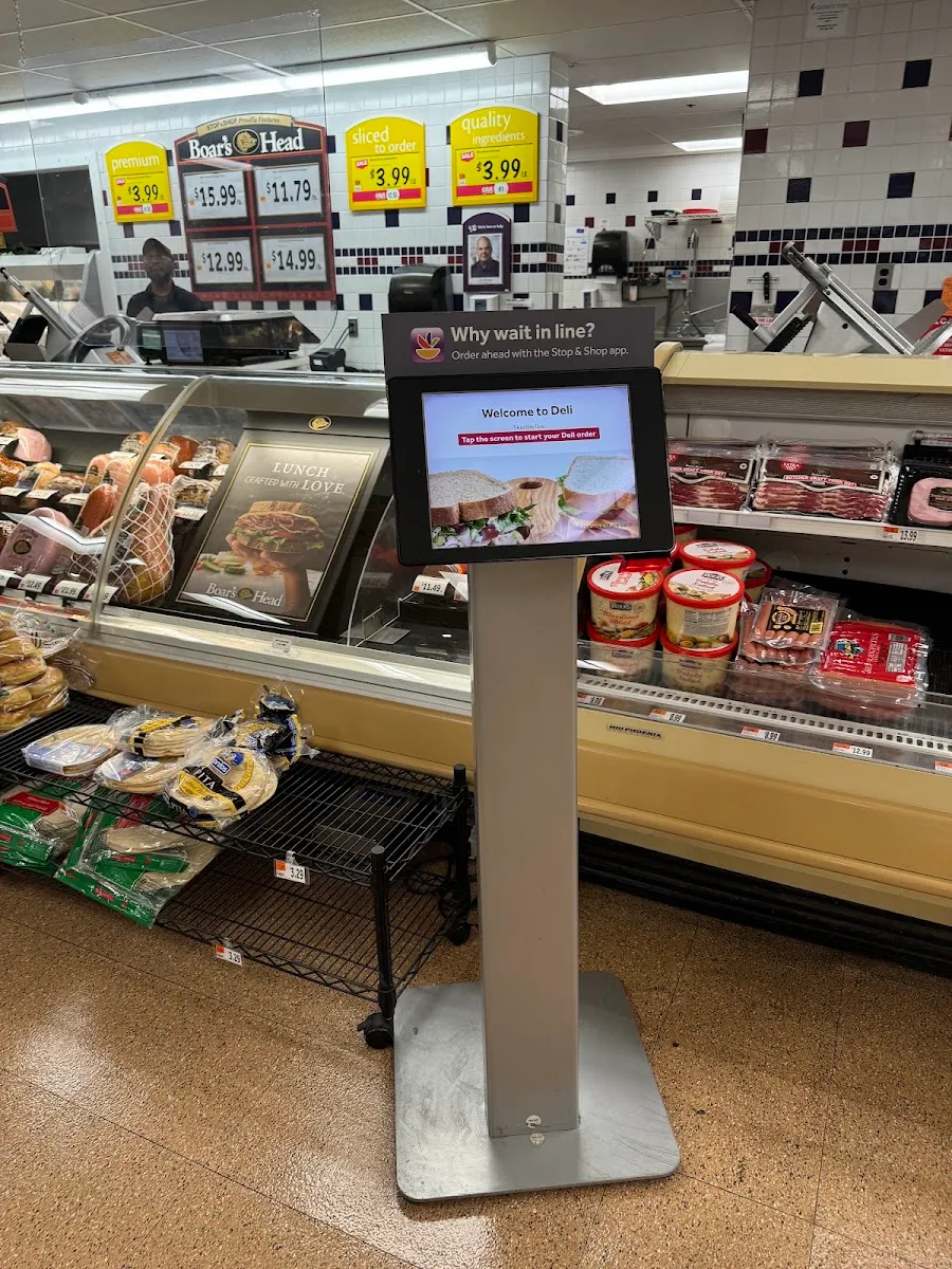 Stop & Shop Bakery (Lexington) — photo 2