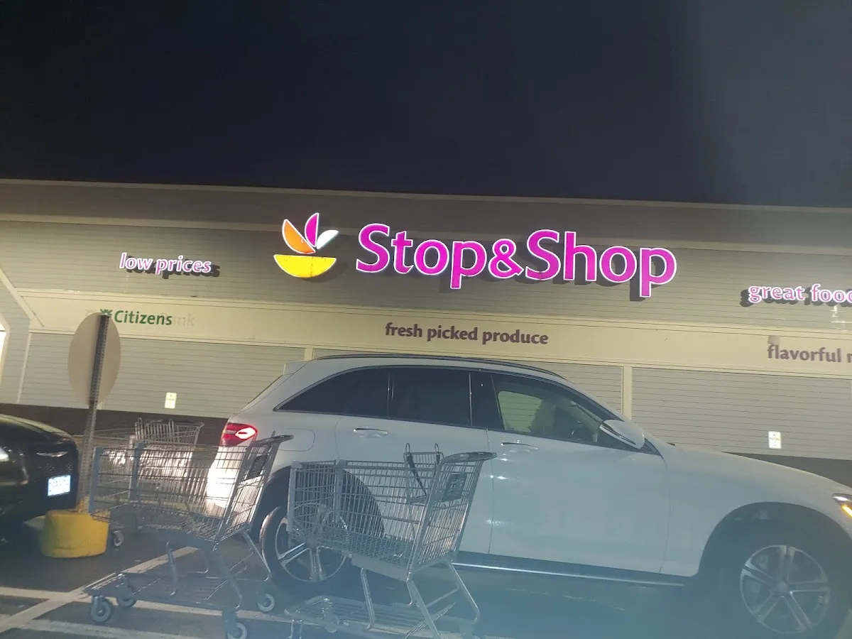 Stop & Shop Bakery (Stoughton) — photo 8