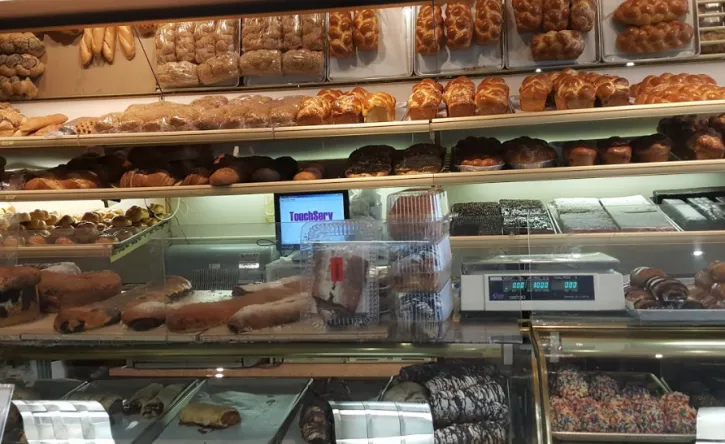 Strauss Bakery — photo 3