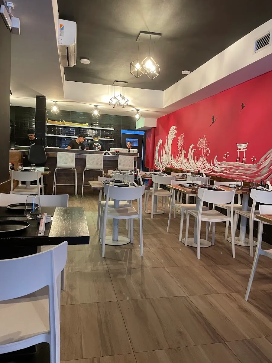 Sushi Koi