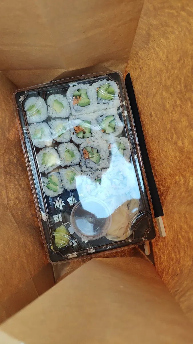Sushi Plus — photo 8