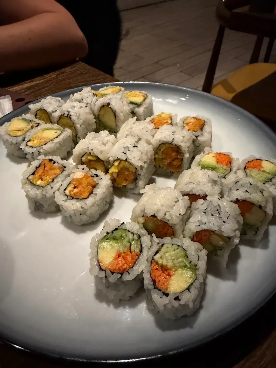 Sushi Ta'eem Flatbush — foto 3