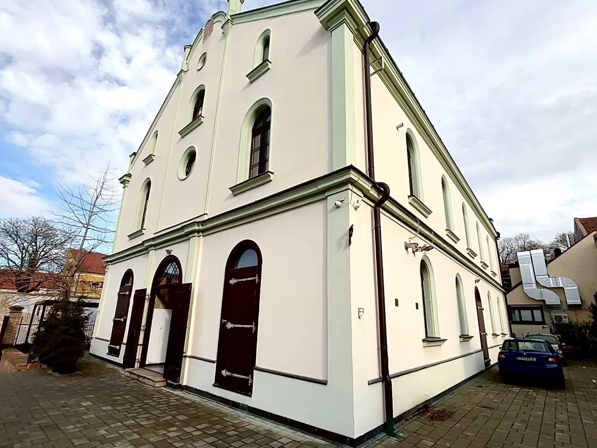 Synagóga Status Quo Ante Trnava — foto 8