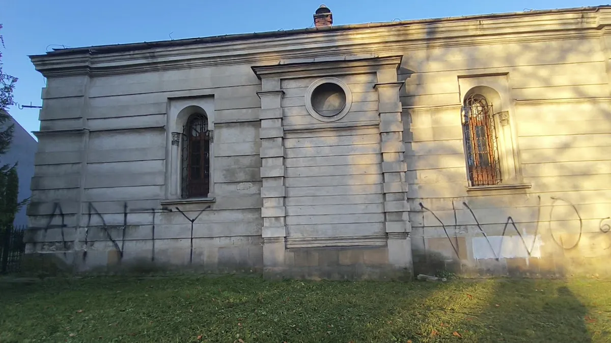 Synagoga w Nowym Sączu (Galeria Dawna Synagoga) — foto 10