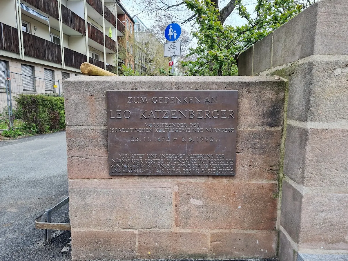 Synagogendenkmal — foto 3
