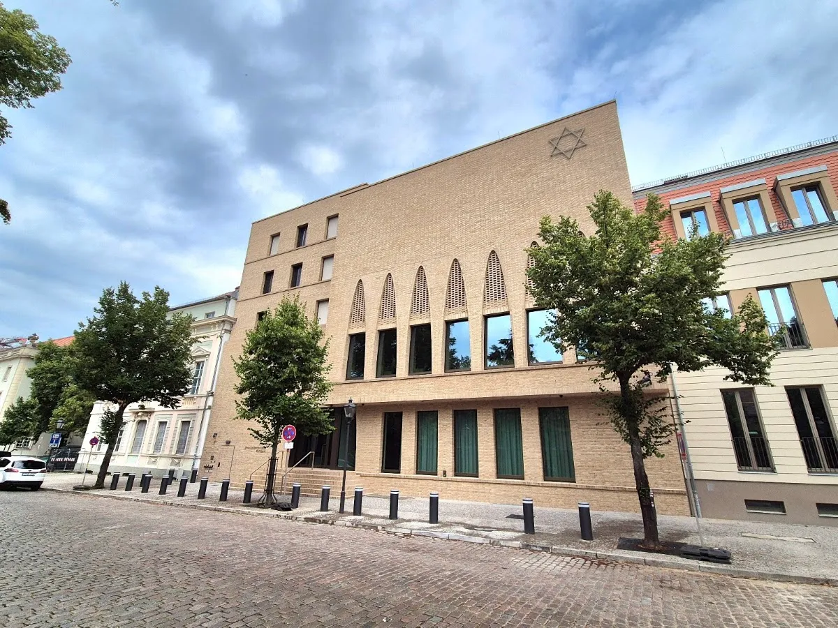 Synagogenzentrum Potsdam — foto 6