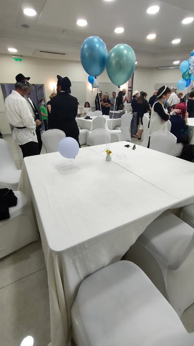 Synagogue and Chabad House Modiin — foto 9