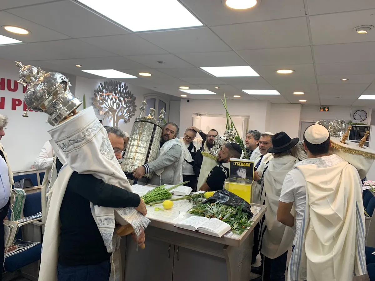 Synagogue Beth 'Habad-Loubavitch de Neuilly — foto 8