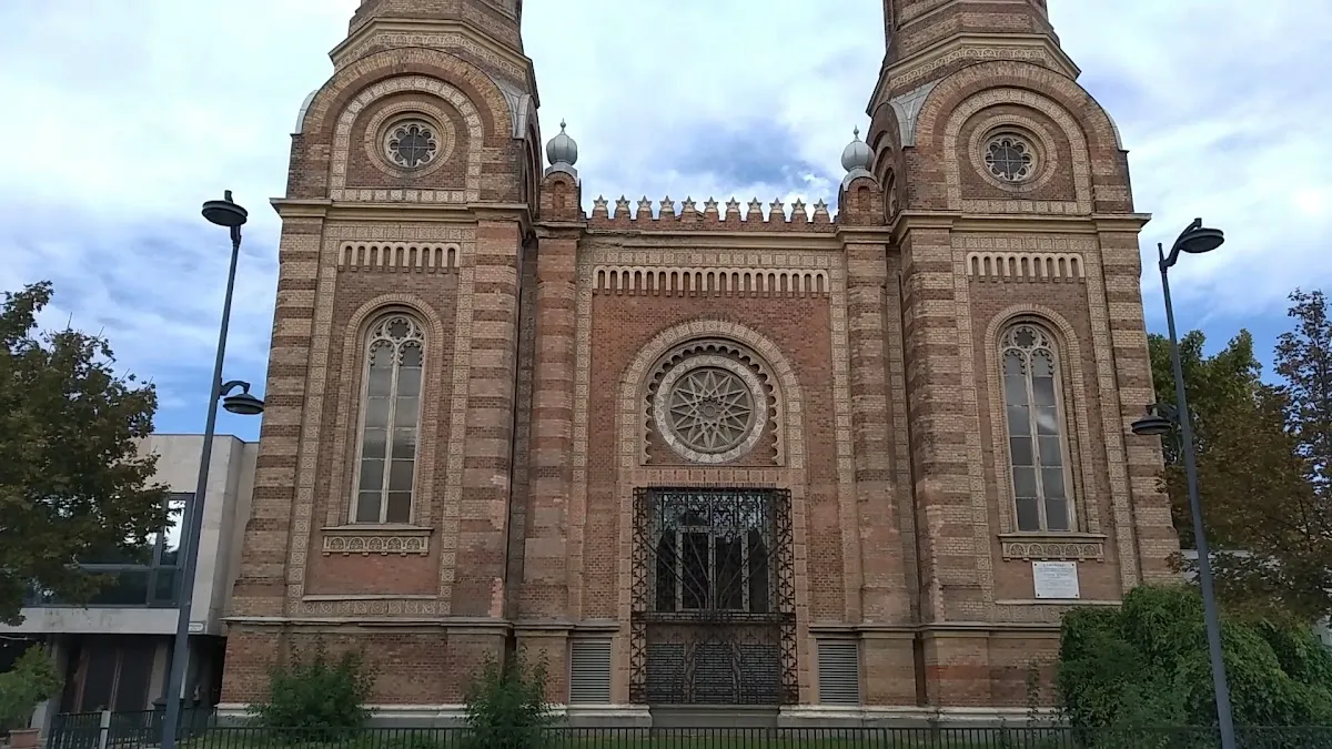 Synagogue (former), Bartok Philharmonic hall, Szombathely — photo 3