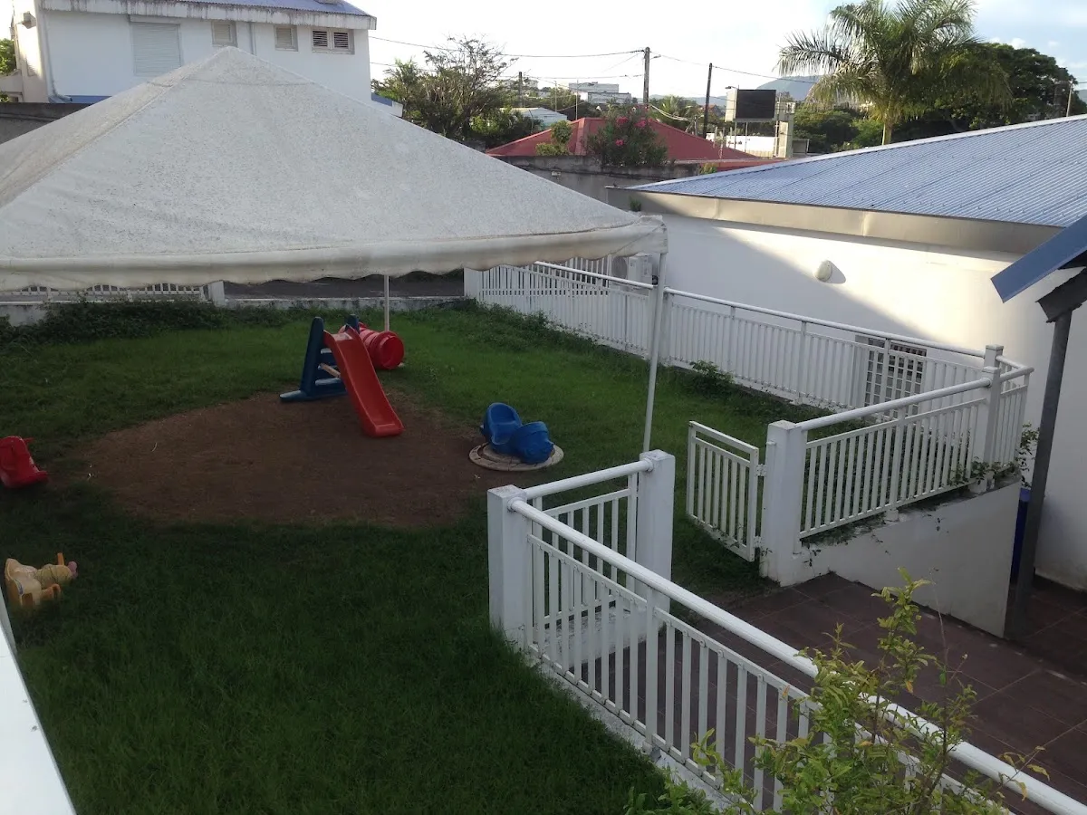 Synagogue of Martinique (Chabad, Schœlcher) — foto 4