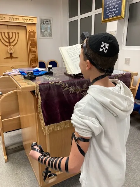 Synagogue Suresnes — foto 6