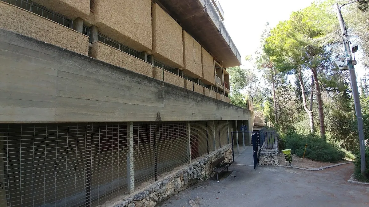 Synagogues Center (Merkaz Batei HaKnesset) — foto 7