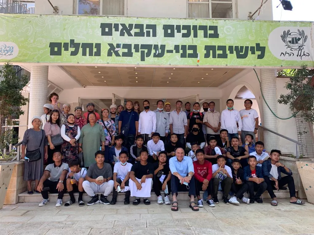 T Mm Sijang Tzivat Tzion Synagogue — foto 7