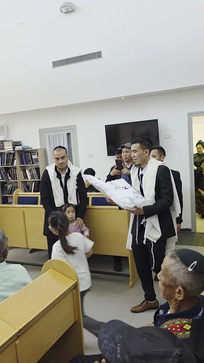 T Mm Sijang Tzivat Tzion Synagogue — foto 9