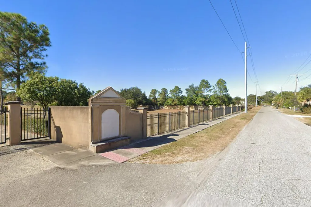 Tampa Jewish Memorial Gardens — foto 2