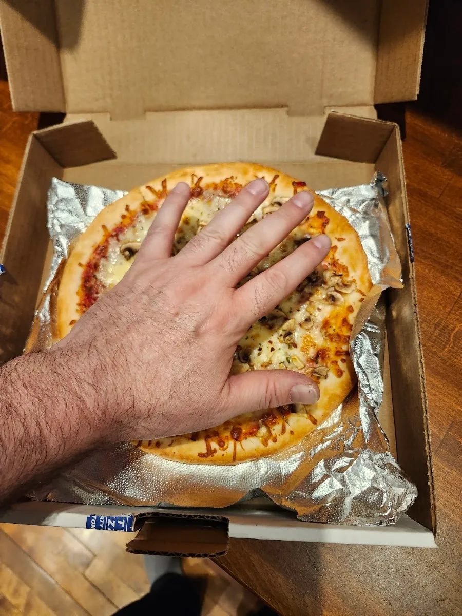 Taty's Pizza — photo 4