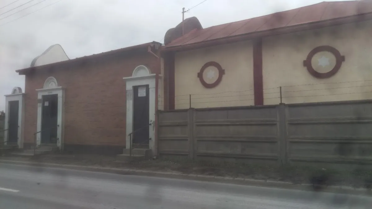 Taub Eizik Izsák csodarabbi nyughelye — foto 7