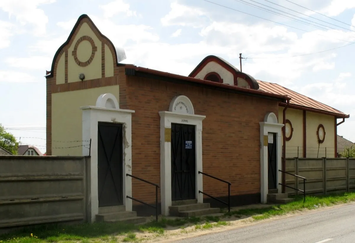 Taub Eizik Izsák csodarabbi nyughelye — foto 8