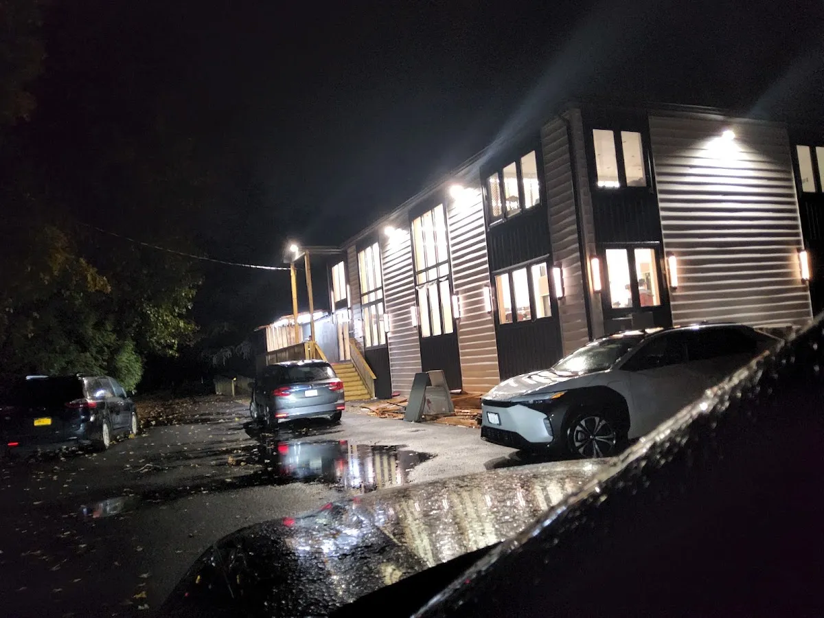 Tchenchkowitz B”HMD Shul — photo 7