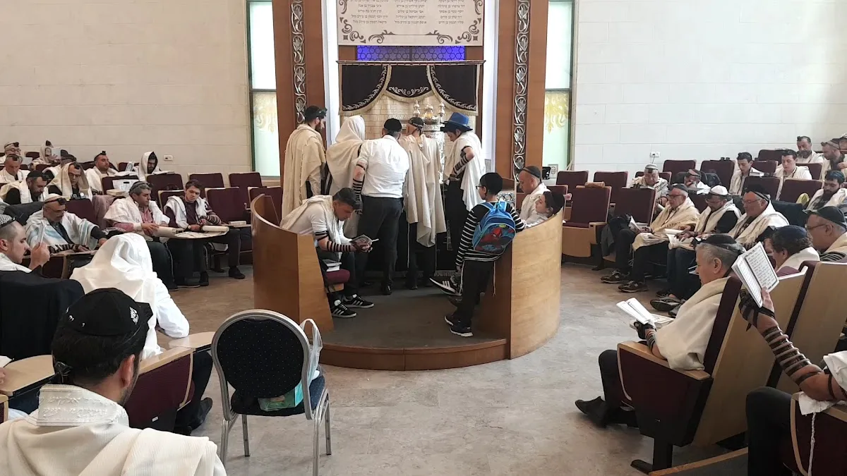 Tehilat Aviv Synagogue — foto 2