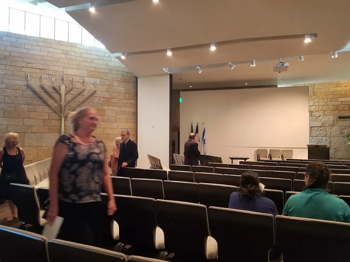 Temple Beth Shalom de Austin — photo 8
