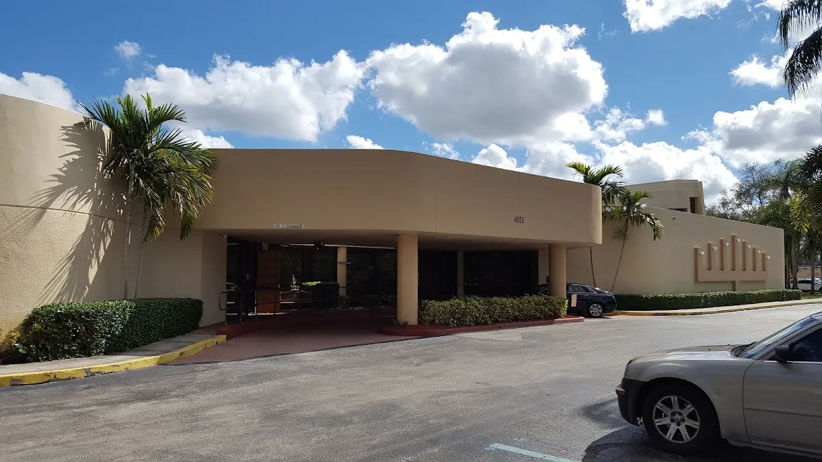 Temple Beth Tikvah — photo 5