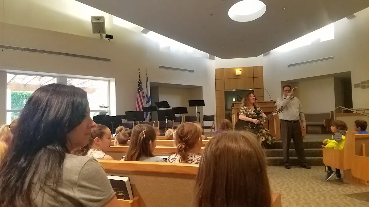 Temple Beth Torah — foto 6