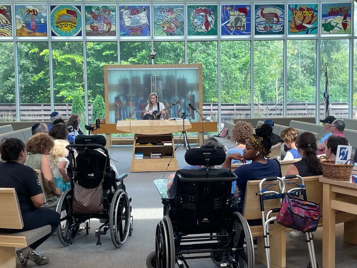 Temple Beth Tzedek — photo 4