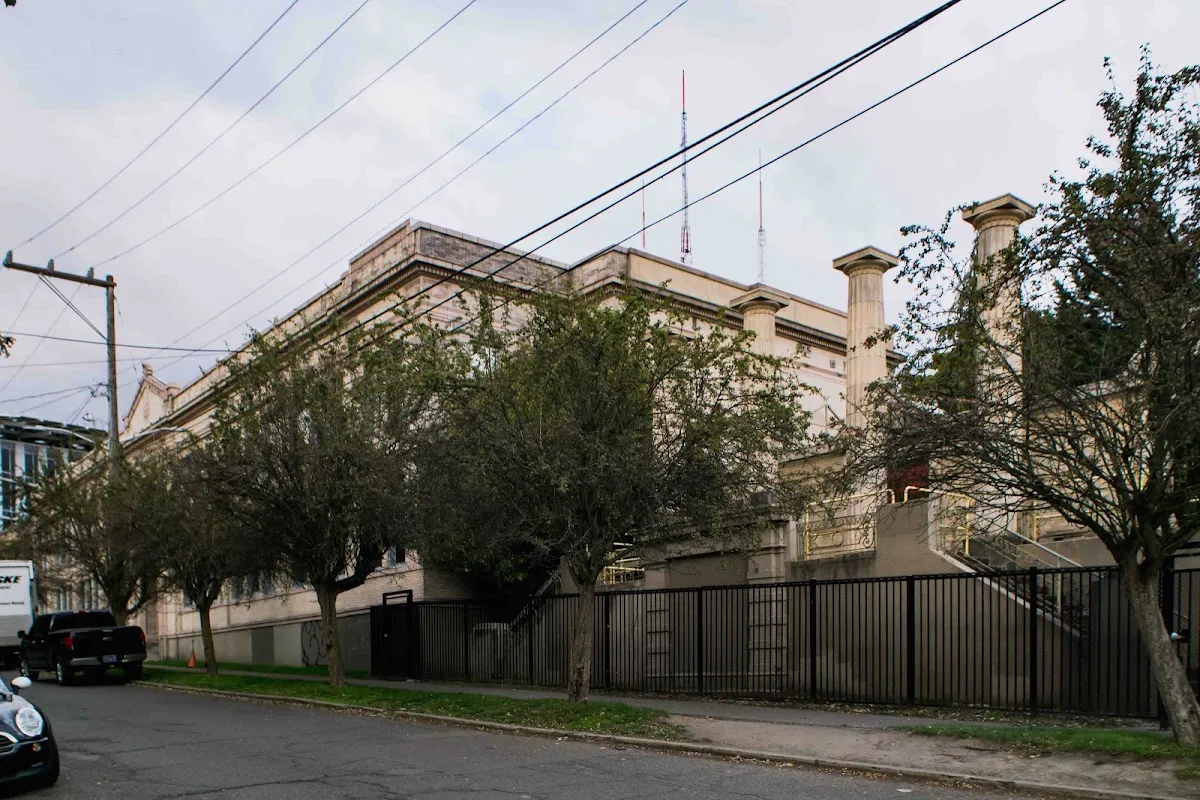 Temple De Hirsch Sinai — photo 5