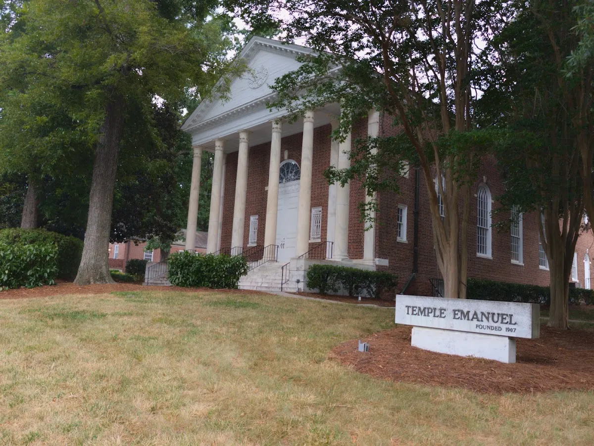 Temple Emanuel (Greensboro, N Greene St)