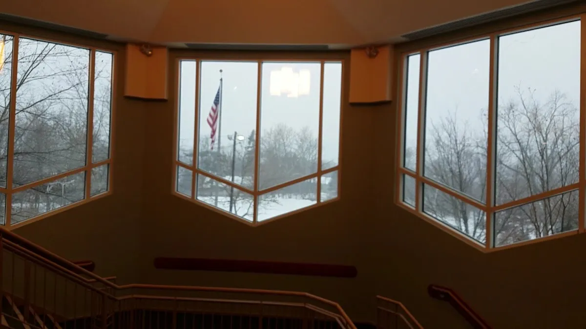 Temple Emunah — foto 3