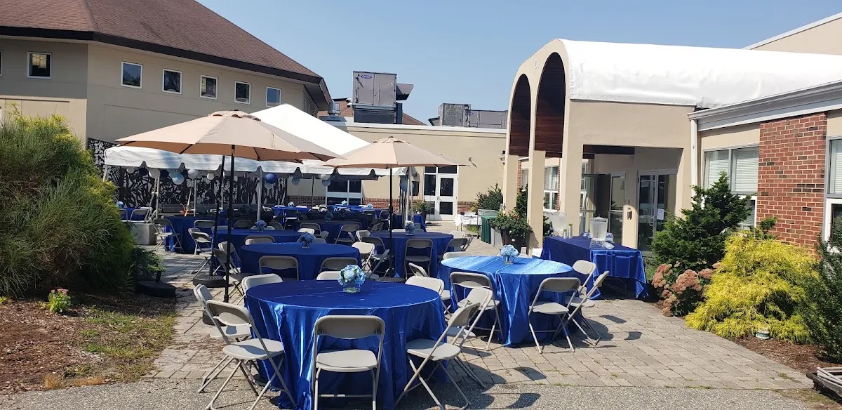 Temple Emunah — foto 4