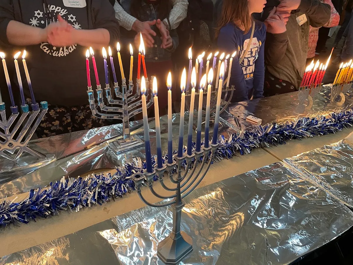 Temple Emunah — foto 7