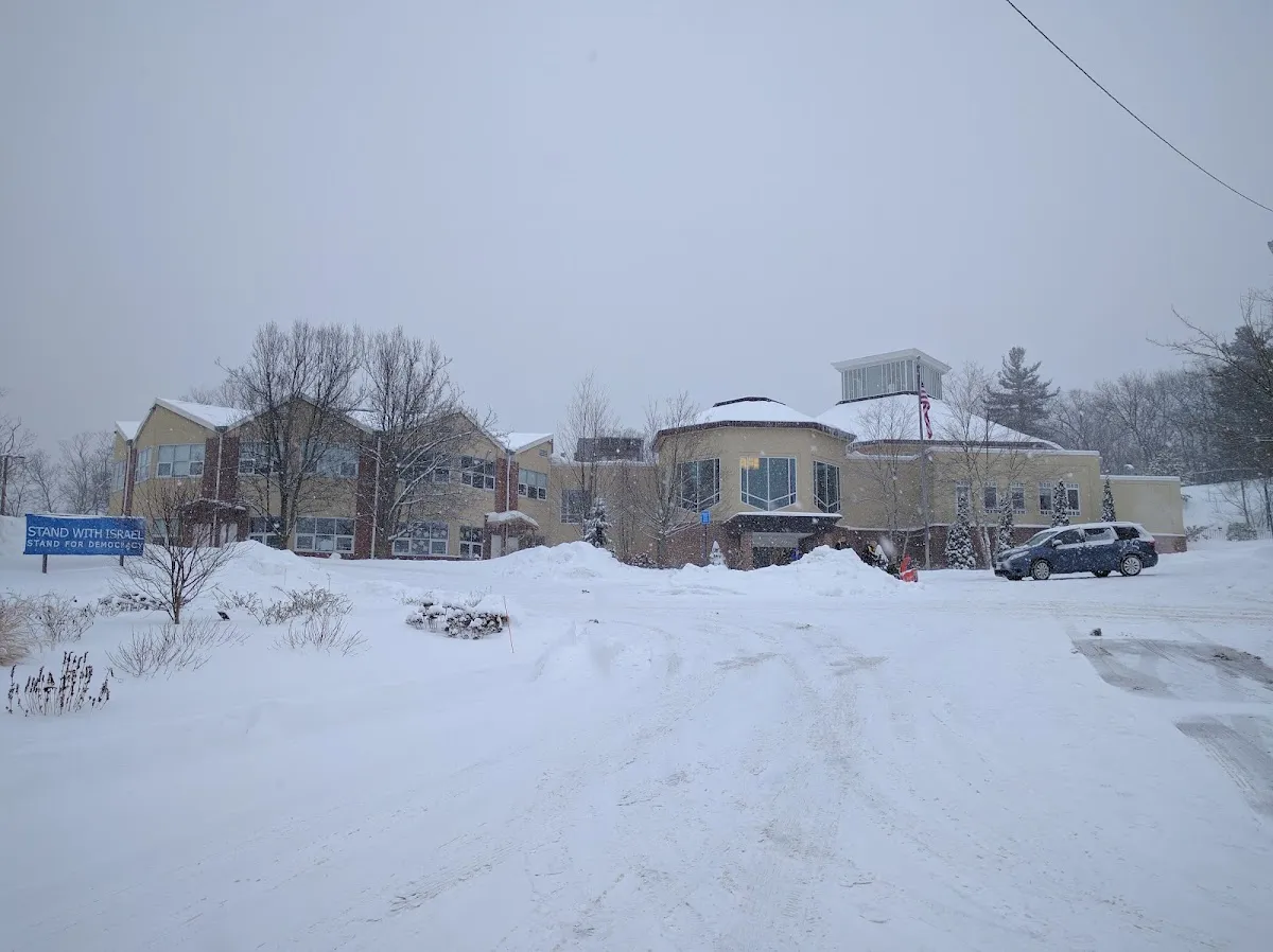 Temple Emunah — foto 10