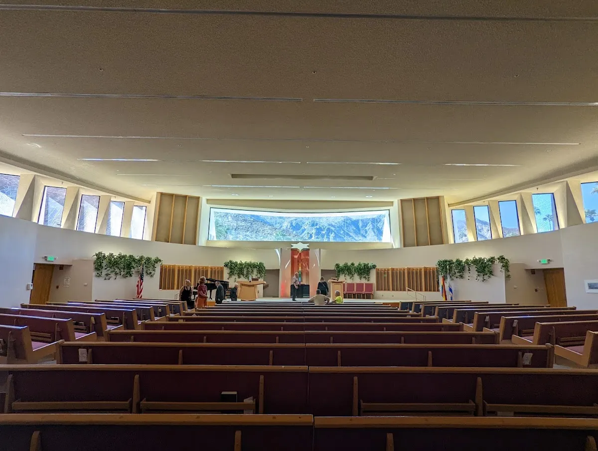 Temple Isaiah/Jewish Community Center — foto 7