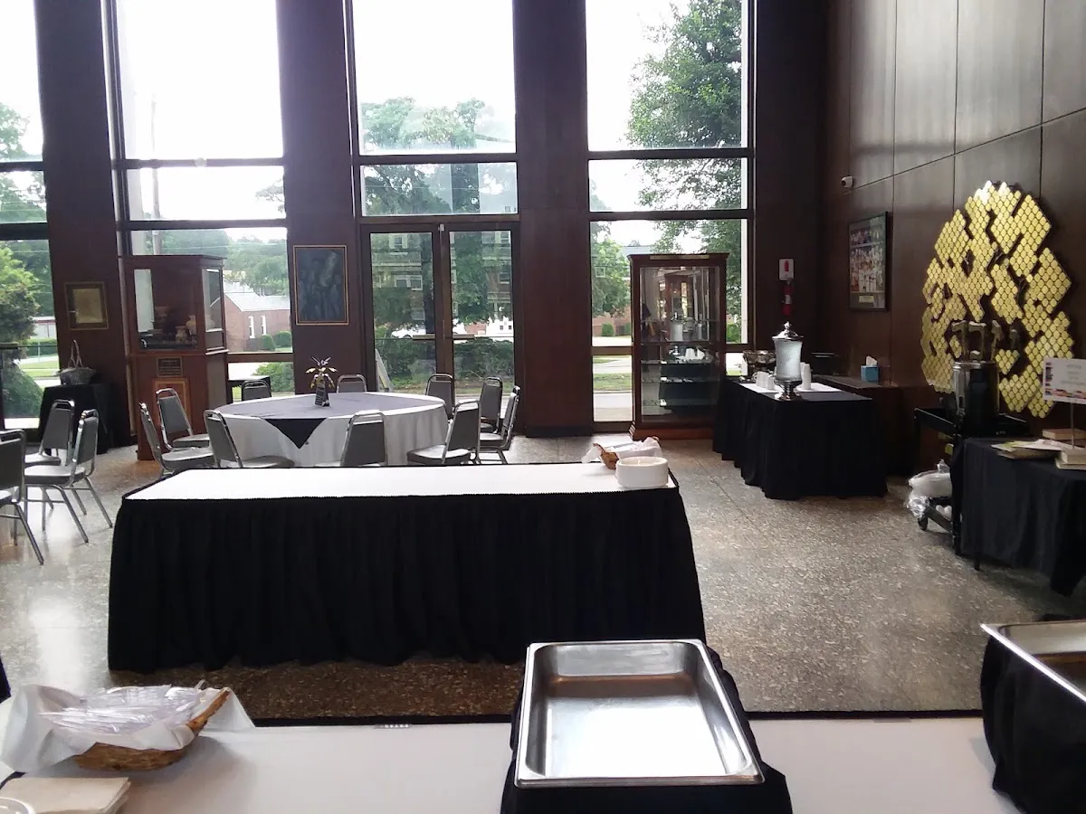 Temple Israel — photo 4