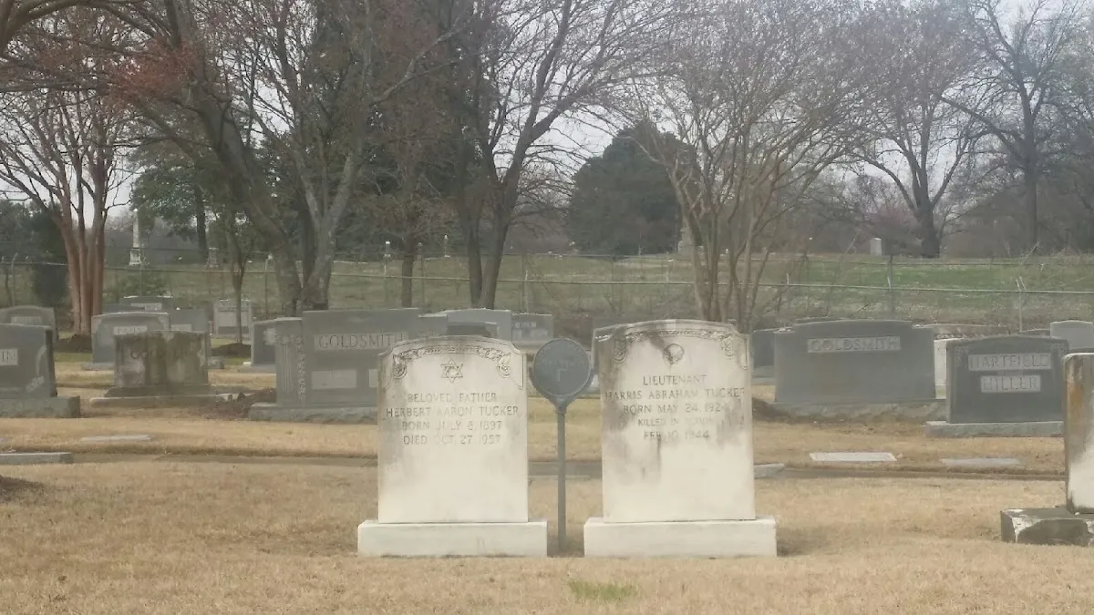 Temple Israel Cemetery