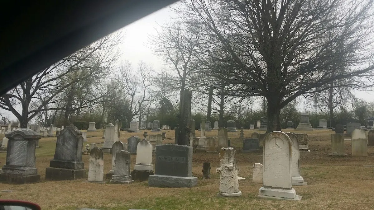 Temple Israel Cemetery — foto 3