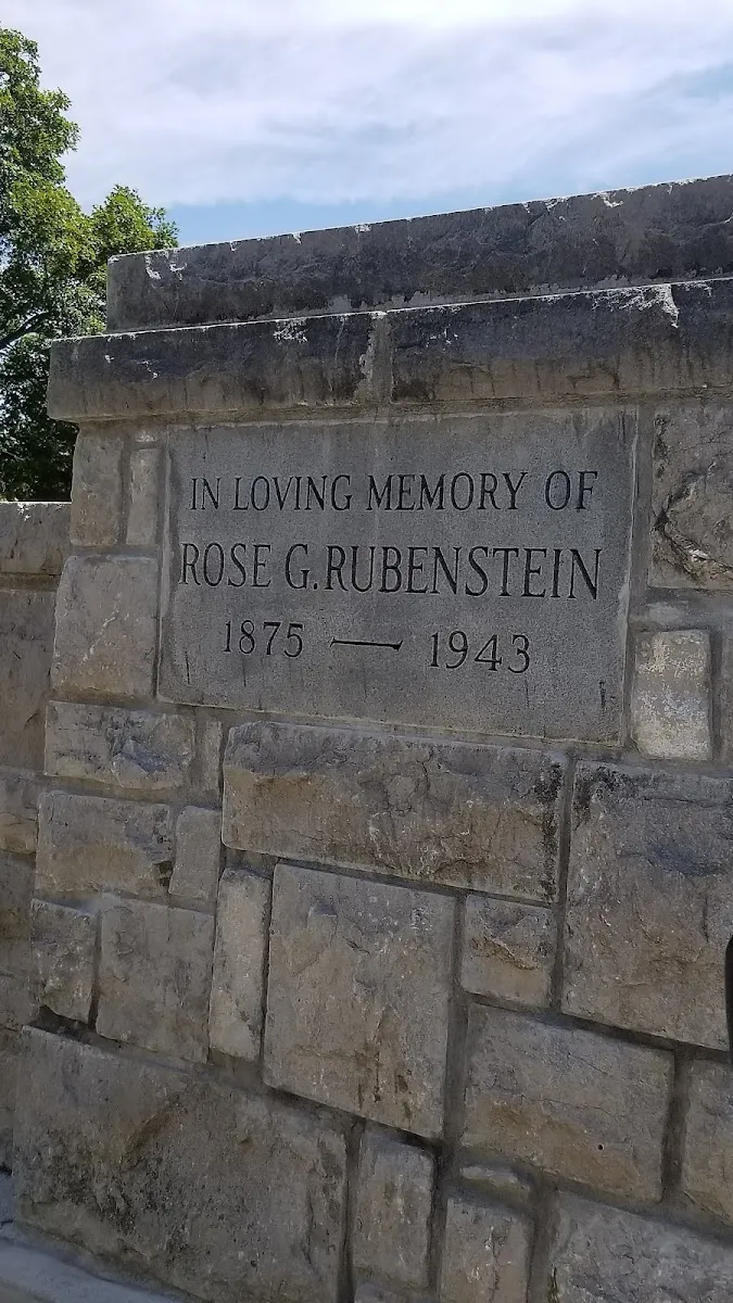 Temple Israel Cemetery — photo 2
