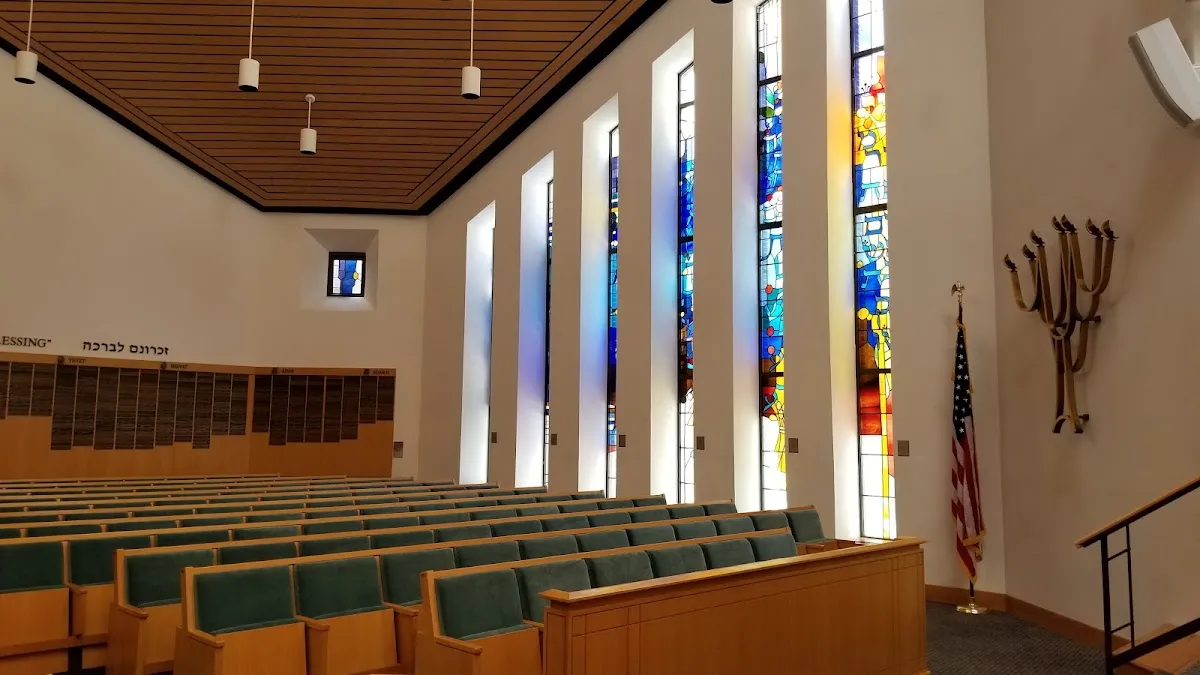 Temple Israel Center