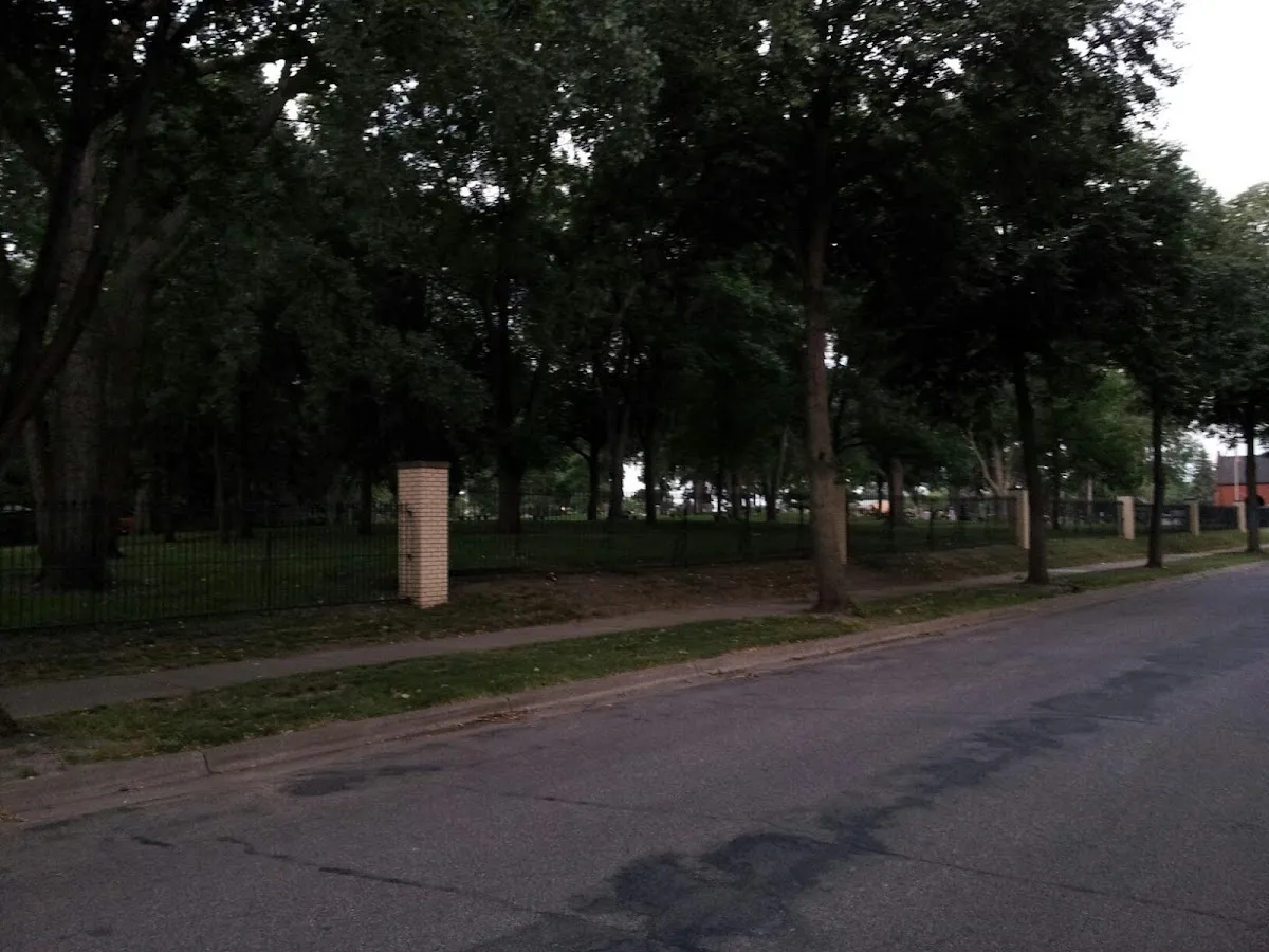 Temple Israel Memorial Park Cemetery — photo 5