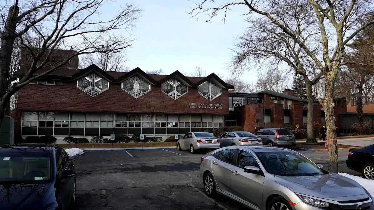 Temple Israel of New Rochelle — photo 3