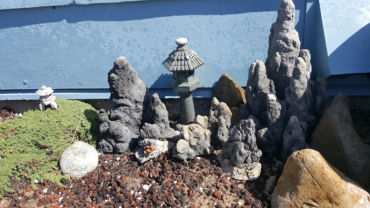 Temple Menorah Redondo Beach — photo 3