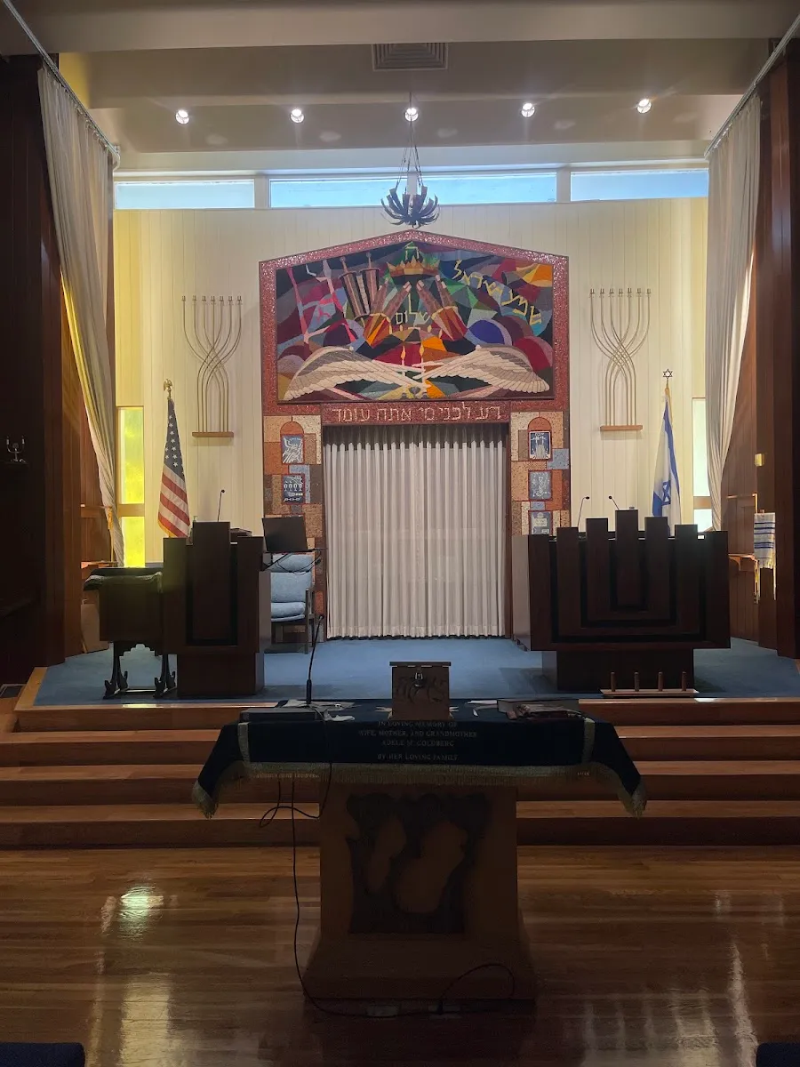 Temple Ner Tamid of the North Shore — photo 7