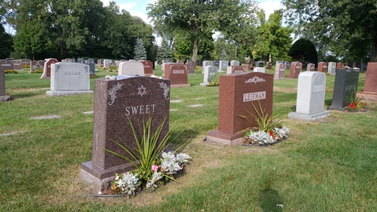 Temple of Aaron Cemetery — foto 9