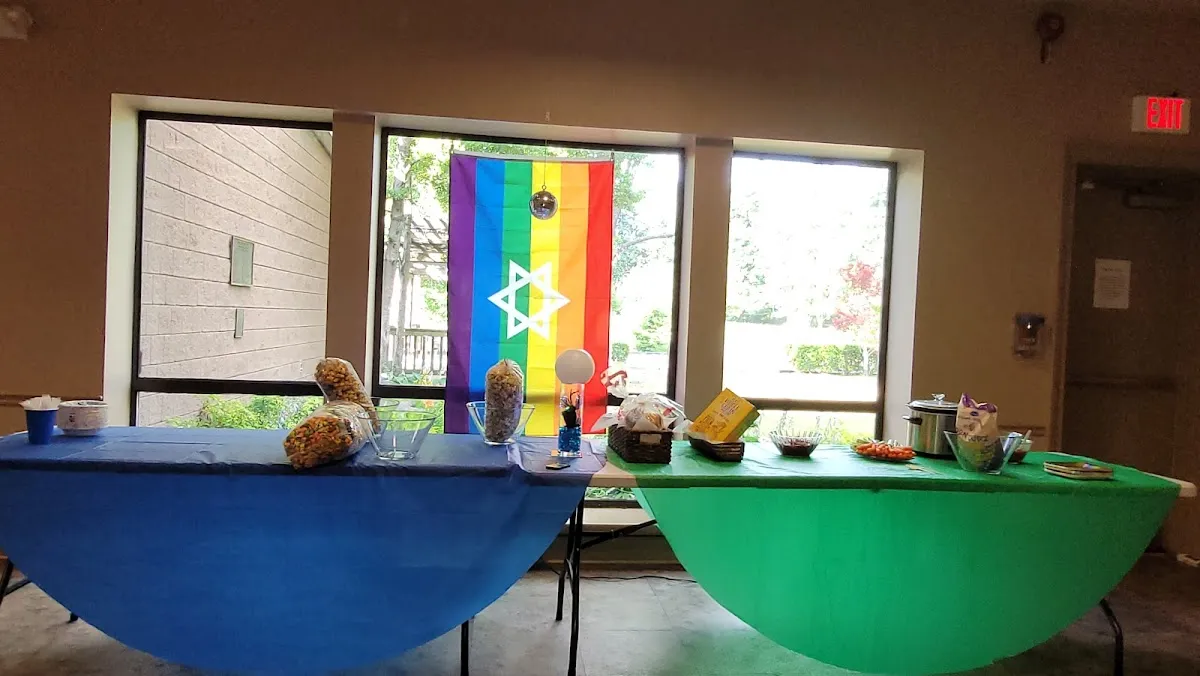 Temple Shalom — photo 5