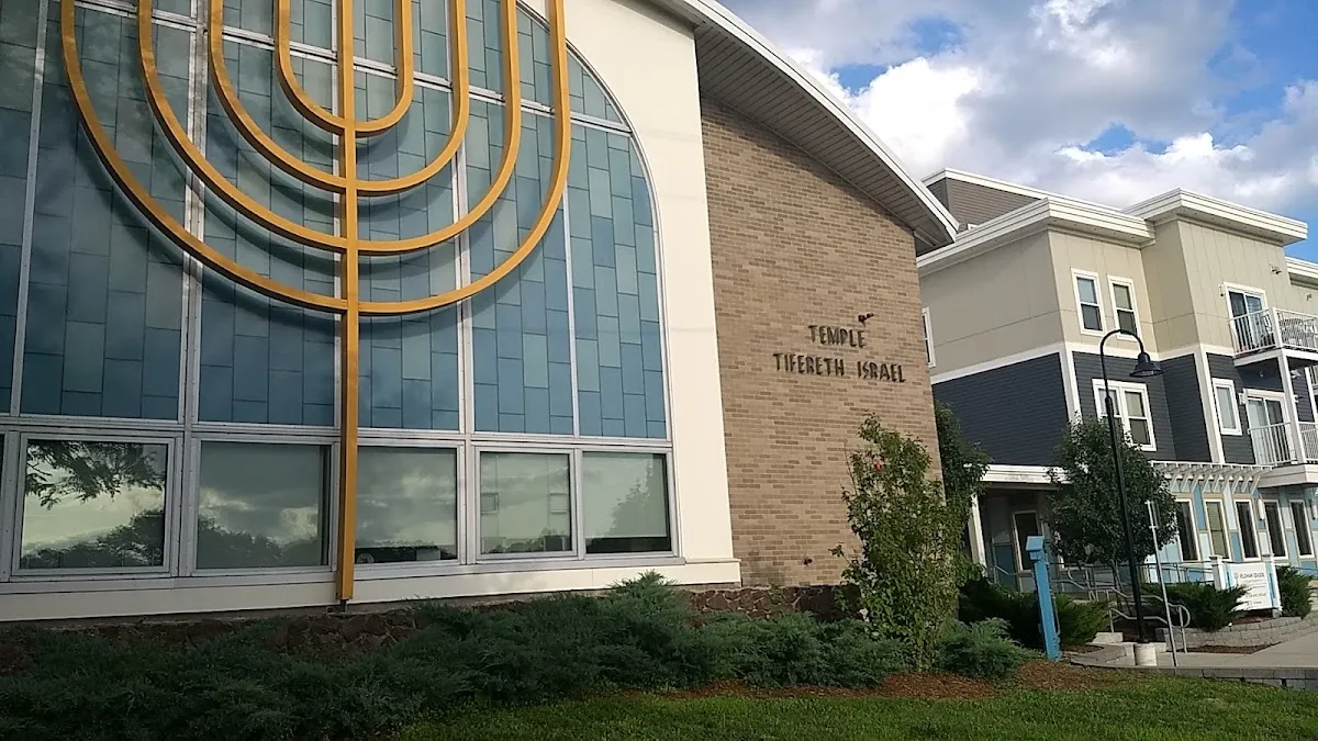 Temple Tifereth Israel — foto 7