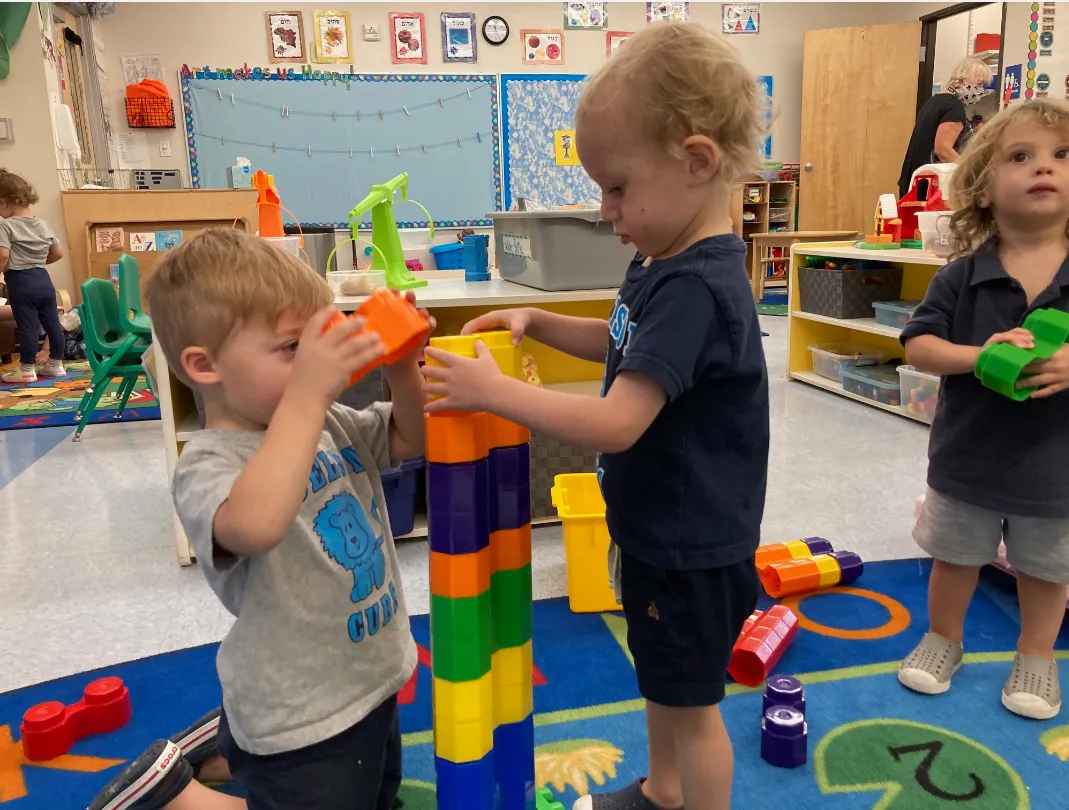 The Adelson School — foto 10