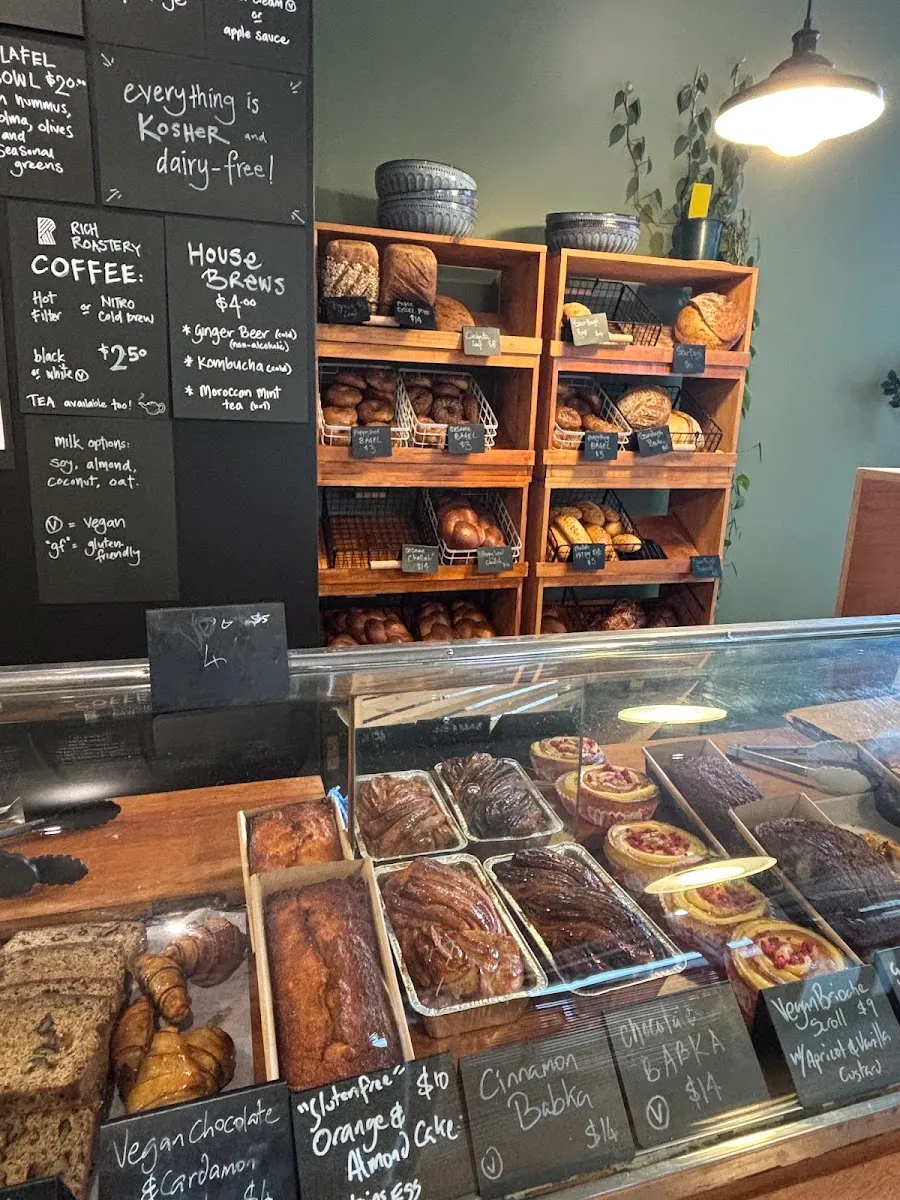 The Bond Street Deli — foto 6