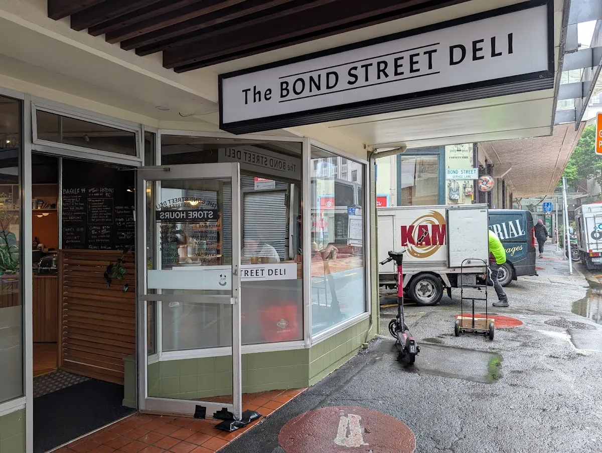 The Bond Street Deli — foto 7